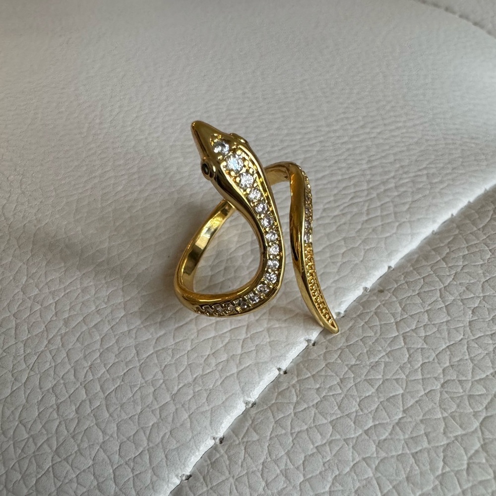 Snake Ring Gold Tone and Rhinestone Adjustable New - Picture 6 of 8